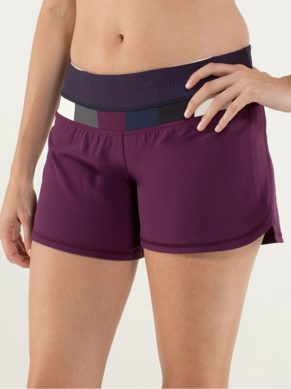 Lululemon Groovy Run Short View 2